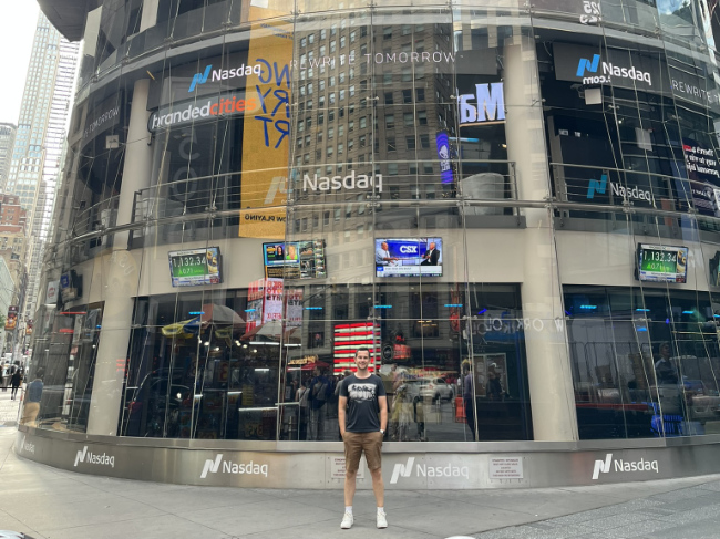 Technologie-Börse Nasdaq New Yorker Time Square